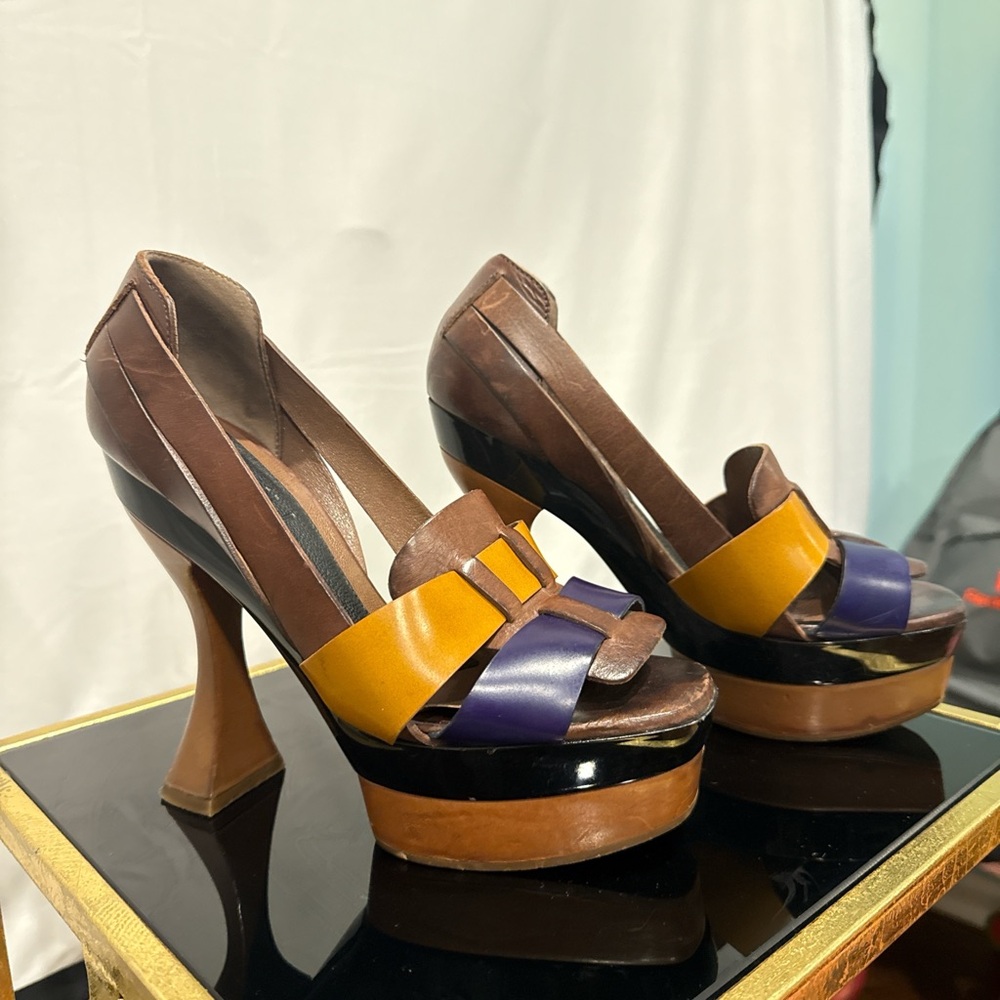 Marni Brown and Yellow Platform Shoes with Sculptural Heels 6/36